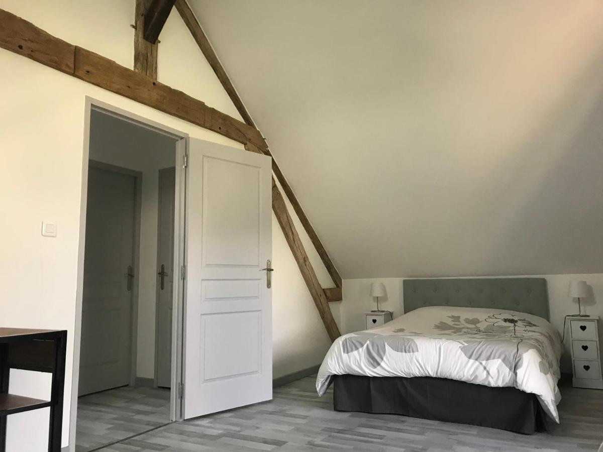 Les Plumes De Fontenailles Martigny-le-Comte Exterior foto